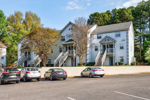 apt-104-2510 Avent Ferry Rd, Raleigh, NC, 27606-3292 | Card Image
