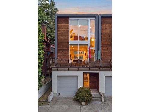 1559 Se Ankeny St, Portland, OR, 97214 | Card Image