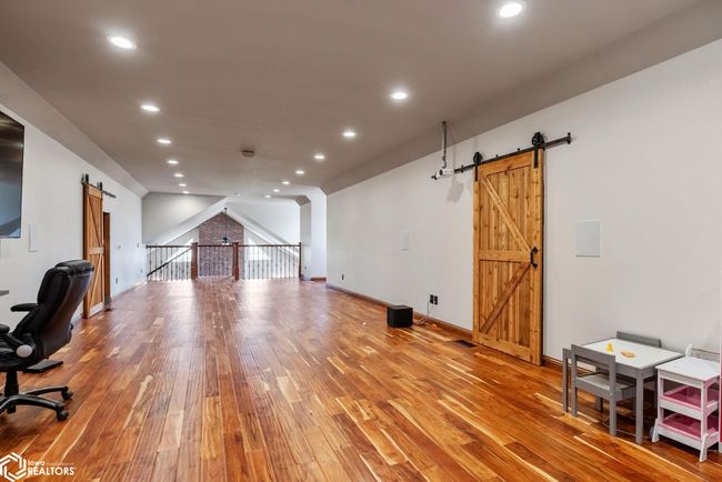 27501 Highway 149, House other with 3 bedrooms, 2 bathrooms and null parking in Sigourney IA | Image 15