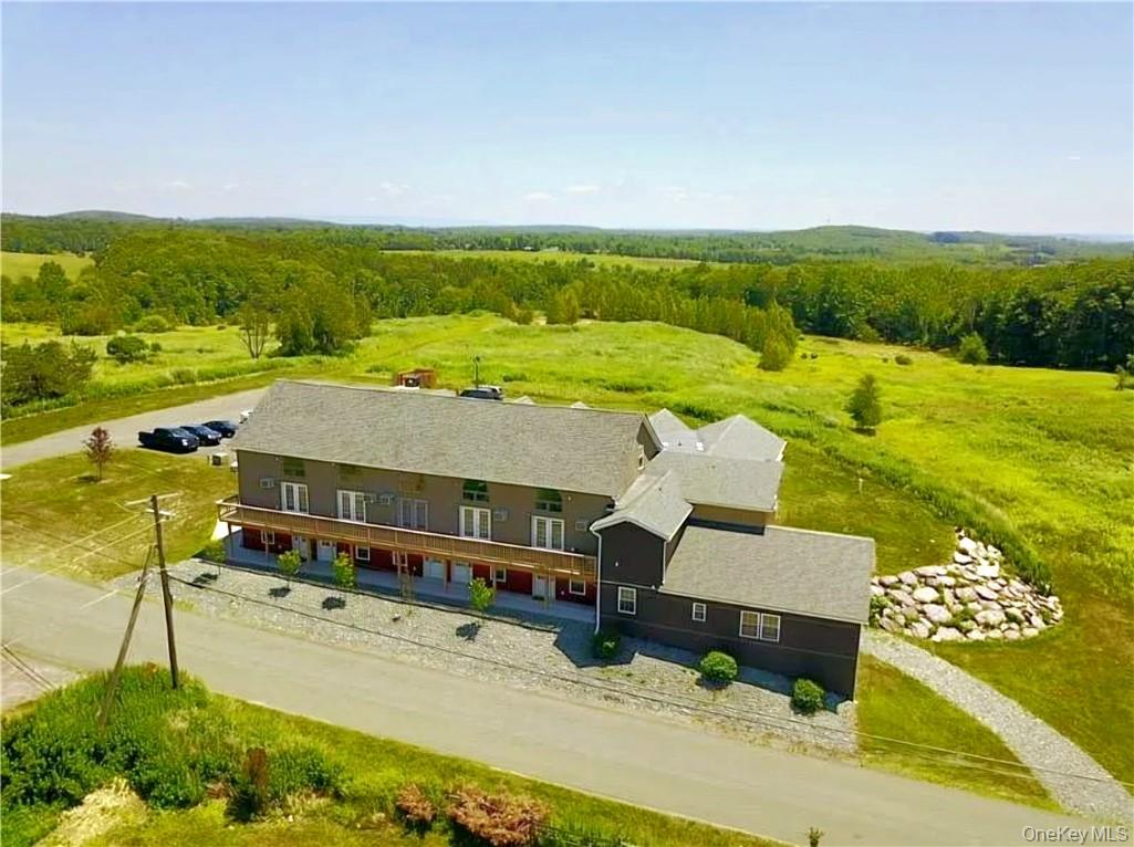 Residential Lease in Fallsburg 2
