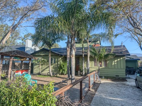 6880 Pasado Rd, Goleta, CA, 93117-4309 | Card Image