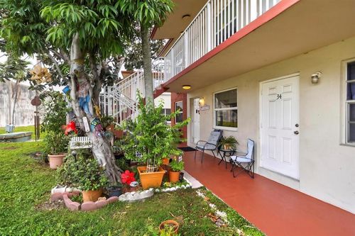 35b-2918 Funston St, Hollywood, FL, 33020-5667 | Card Image