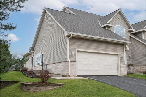 a-1084 Quinlan Drive, Pewaukee, WI, 53072 | Card Image