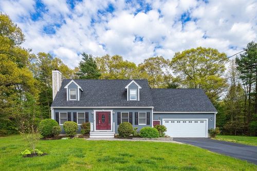 45 Thiels Way, Raynham, MA, 02767-5210 | Card Image
