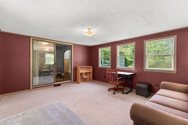 8 Homestead Rd, House other with 2 bedrooms, 1 bathrooms and 4 parking in Middleboro MA | Image 11