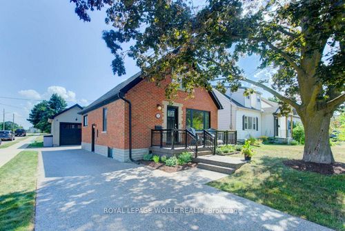 355 Blucher Blvd, Kitchener, ON, N2H5W1 | Card Image