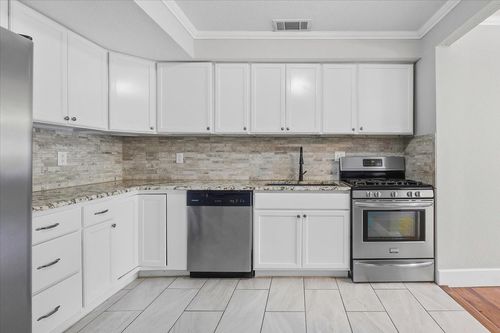 5612 Birchman Ave, Fort Worth, TX, 76107-5115 | Card Image