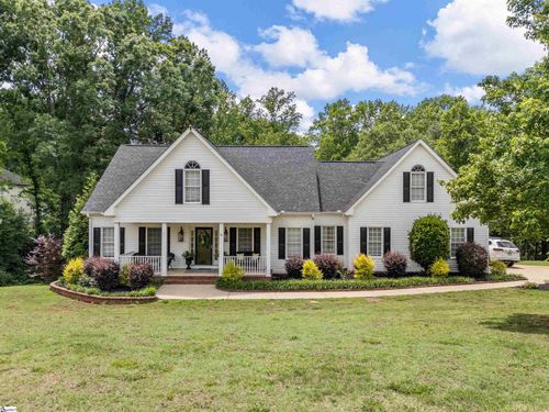 379 Shallowford Drive, Boiling Springs, SC, 29316-5801 | Card Image