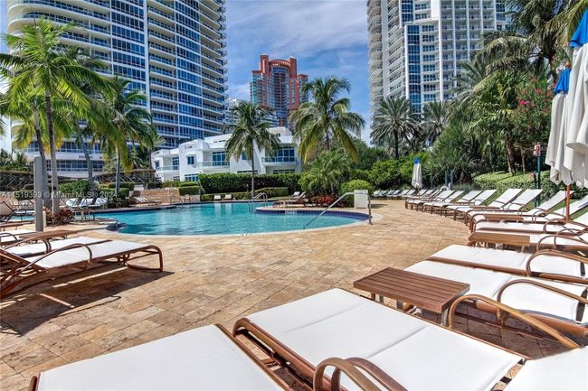 APT-2004 - 50 S Pointe Dr, Condo with 2 bedrooms, 3 bathrooms and null parking in Miami Beach FL | Image 29