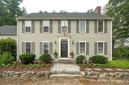1 Brimstone Hill Rd, Amherst, NH, 03031-3312 | Card Image