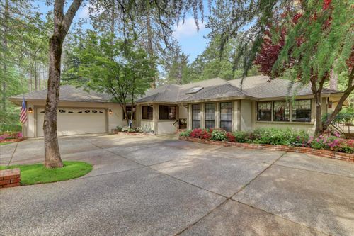 11774 Skipper Ct, Penn Valley, CA, 95946-8811 | Card Image