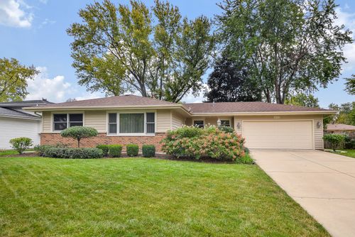 1920 Richard Street, Aurora, IL, 60506 | Card Image