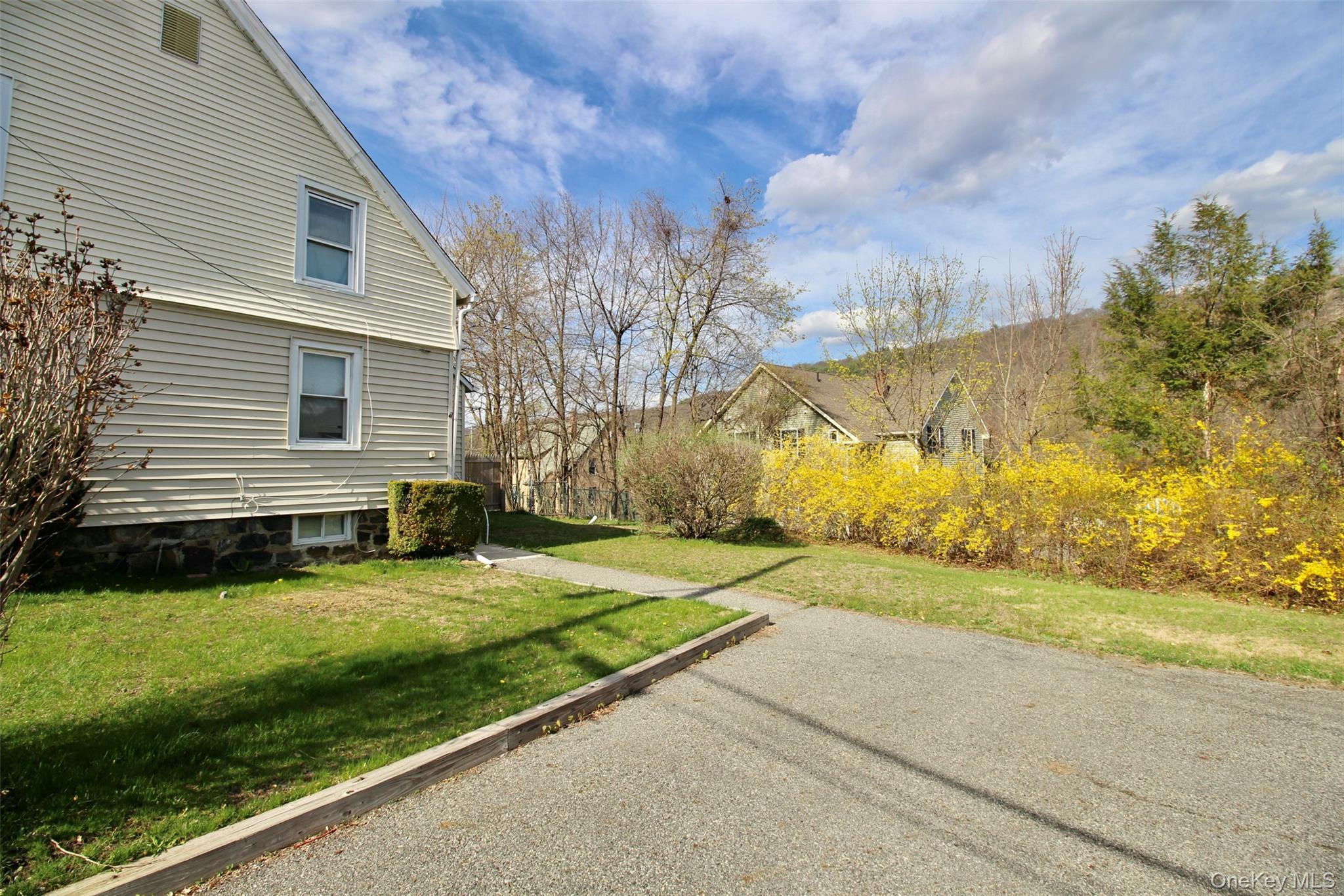 Residential Lease in Tuxedo 3