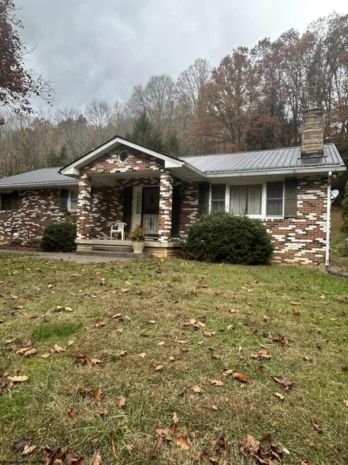 6801 Heaston Ridge Rd, Rock Cave, WV, 26234-5610 | Card Image