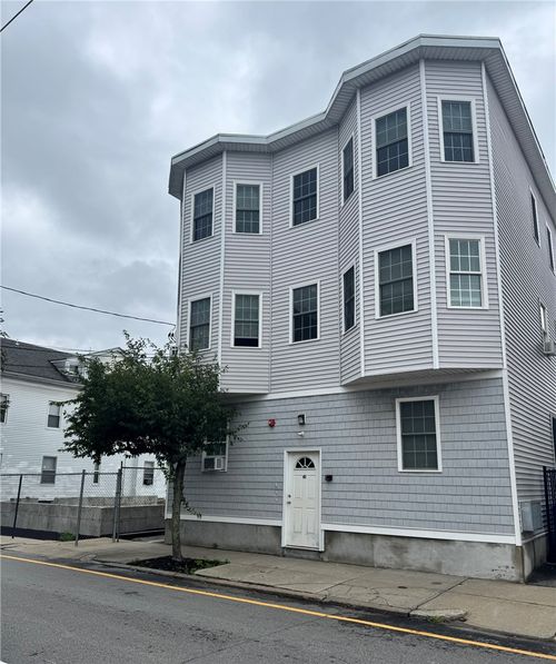 41 America Street, Providence, RI, 02903 | Card Image