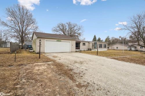 106 N 7th St, Oquawka, IL, 61469 | Card Image