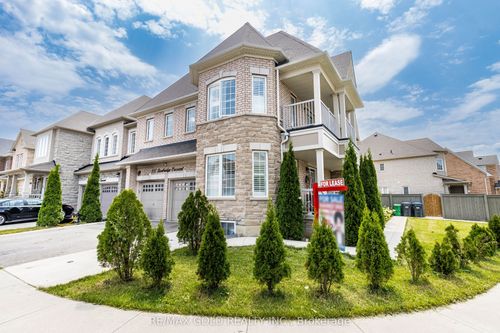 110 Banbridge Cres, Brampton, ON, L6X5M2 | Card Image