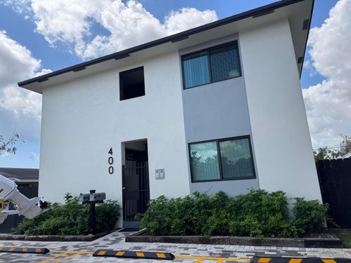 2-400 Ne 30th St, Pompano Beach, FL, 33064-4521 | Card Image