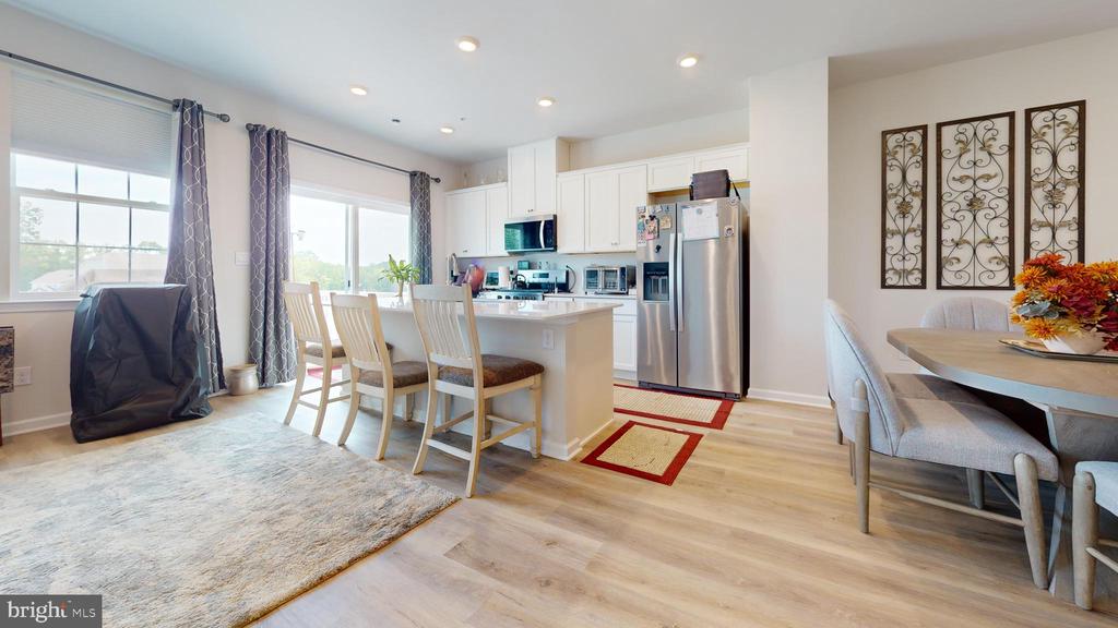 Residential Lease in SELLERSVILLE 3