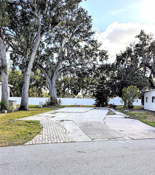 55-3275 26th Ave E, BRADENTON, FL, 34208-7430 | Card Image