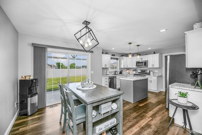 1622 Cobble Hills Dr, House other with 3 bedrooms, 3 bathrooms and null parking in Osceola IN | Image 7