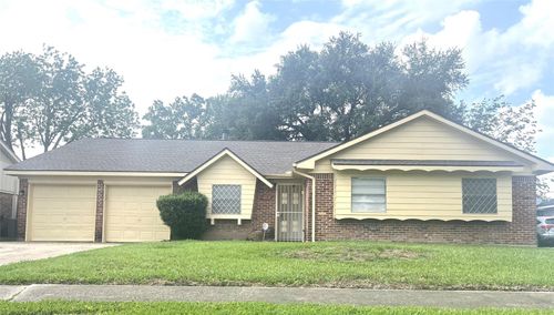 8418 Hazen St, Houston, TX, 77036-6862 | Card Image