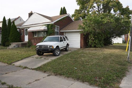 1310 Mill St, Lincoln Park, MI, 48146-2367 | Card Image