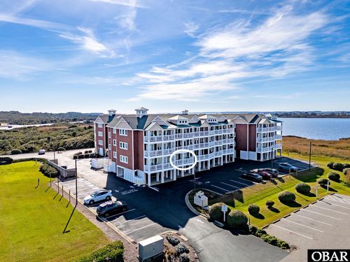 107 W Gray Eagle St, Nags Head, NC, 27959-8008 | Card Image