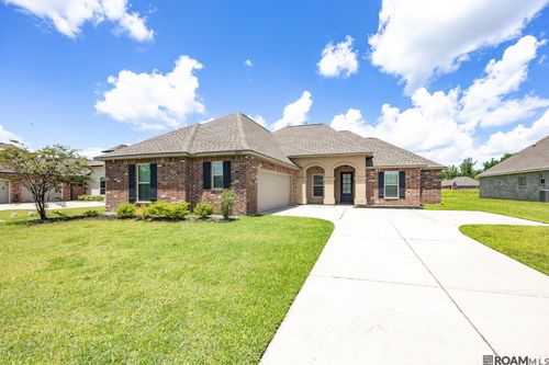 6690 Tanglewood Dr, Addis, LA, 70710-4008 | Card Image
