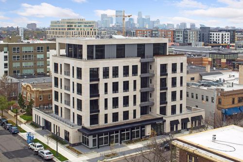 402-3041 Holmes Ave S, Minneapolis, MN, 55408-2628 | Card Image