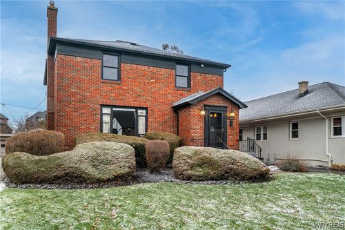 1060 Amherst St, Buffalo, NY, 14216-3606 | Card Image