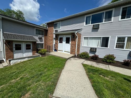 apt-g9-2740 South Rd, Poughkeepsie, NY, 12601-5247 | Card Image