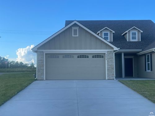 2804 Chasehire Dr, Lawrence, KS, 66046-4565 | Card Image