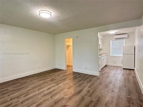 11-1821 Thomas St, Hollywood, FL, 33020-2128 | Card Image