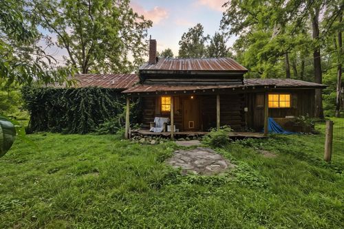 1150 Bell Hollow Rd, Vanleer, TN, 37181-5000 | Card Image