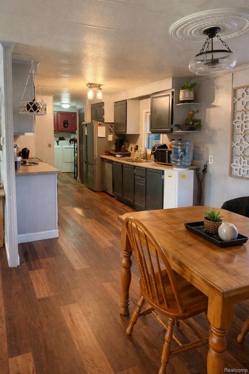 lot-98-10450 6 Mile Rd, Battle Creek, MI, 49014-9543 | Card Image