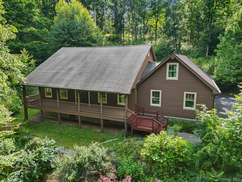 39 Miller Hill Woods Ct, Carmel, NY, 10512-3308 | Card Image
