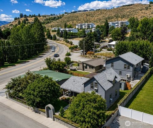 330 W Highland Avenue, Chelan, WA, 98816 | Card Image