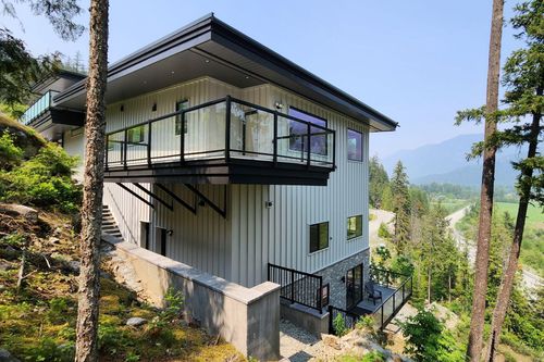 4-1307 Eagle Drive, Pemberton, BC, V0N2L0 | Card Image