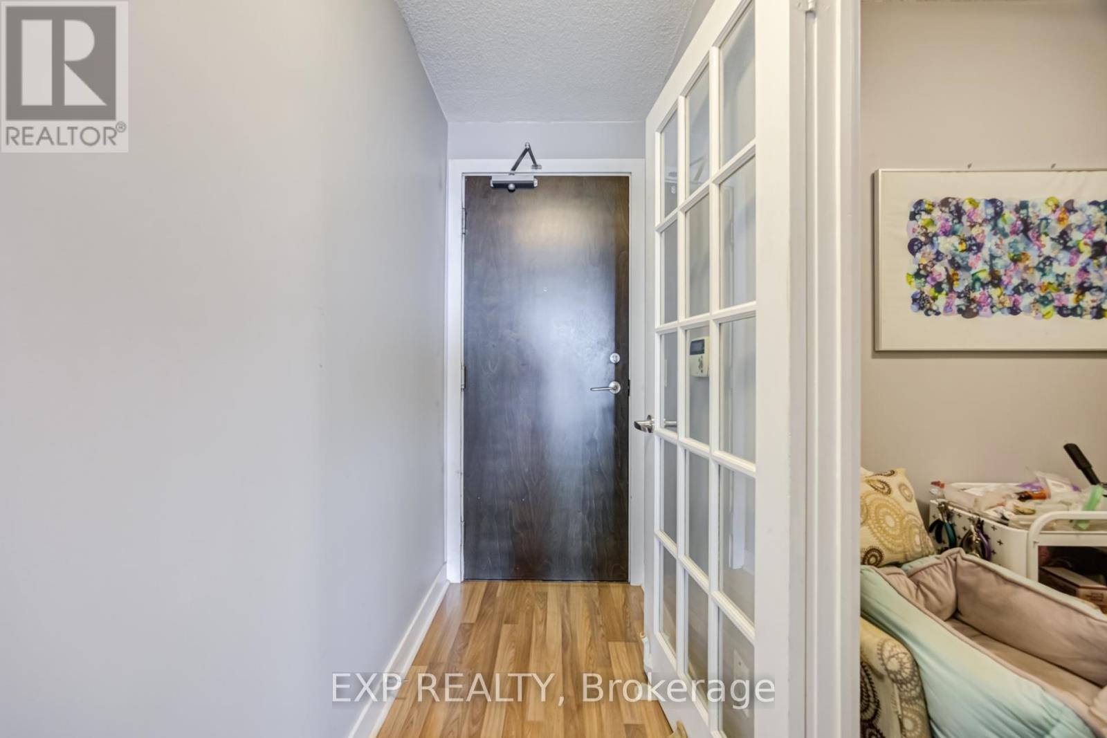 Residential in Toronto (Niagara) 5