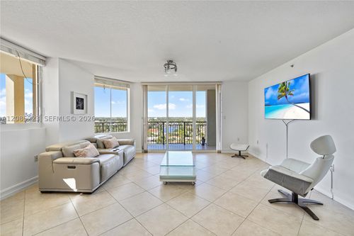 1002-s-2001 N Ocean Blvd, Fort Lauderdale, FL, 33305-3754 | Card Image
