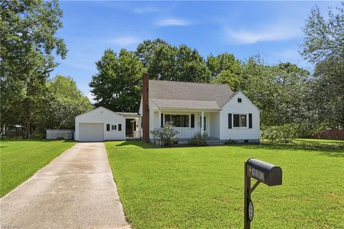 4009 Maple Dr, Chesapeake, VA, 23321-1914 | Card Image