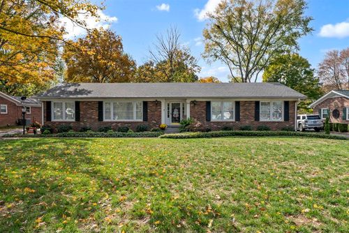 453 Ashmoor Ave, Bowling Green, KY, 42101-3768 | Card Image