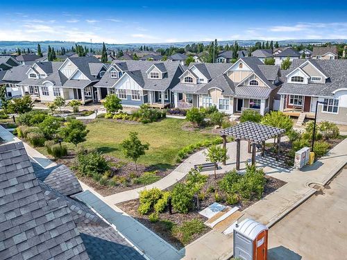 {{alt}} | Card Image