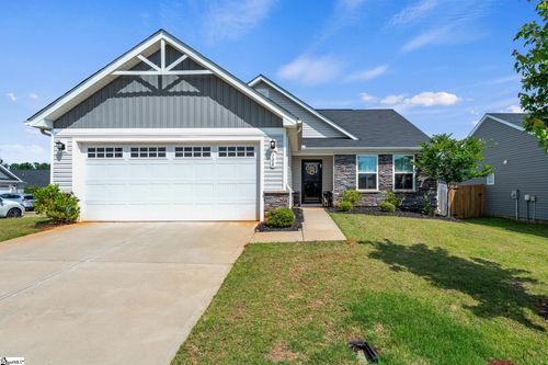 108 Bending Branch Rd, Greenville, SC, 29605-5890 | Card Image
