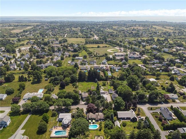 569 Turner Rd, Home with 4 bedrooms, 3 bathrooms and 6 parking in Middletown RI | Image 47