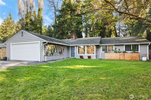 8811 Carol Ave S, Lakewood, WA, 98499-9119 | Card Image