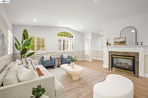 11 Rudgear Dr, Walnut Creek, CA, 94596-6313 | Card Image
