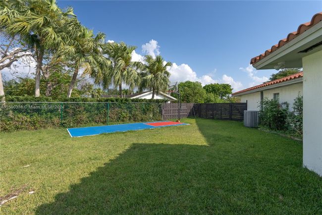 12505 Sw 112th Ct, House other with 8 bedrooms, 5 bathrooms and null parking in Miami FL | Image 45