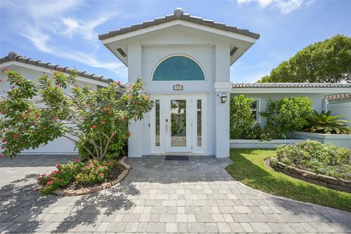 340 Se 5th Ave, Pompano Beach, FL, 33060-8026 | Card Image